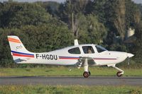 F-HGDU @ LFRB - Cirrus SR20, Landing rwy 07R, Brest-Bretagne Airport (LFRB-BES) - by Yves-Q