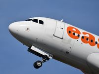 G-EZEY @ LFBD - U24109 take off runway 23 to Brussels (BRU) - by JC Ravon - FRENCHSKY