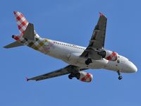 EI-FMY @ LFBD - Volotea V72247 from Dubrovnik (DBV) landing runway 23 - by JC Ravon - FRENCHSKY