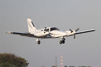 N141WR @ LFRB - Piper PA-34-220T, Short approach rwy 07R, Brest-Bretagne airport (LFRB-BES) - by Yves-Q