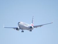 N339PL @ 3607 - Landing - by Canonman