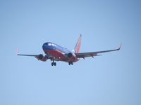 N451WN @ 3607 - Landing - by Canonman