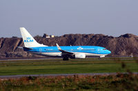 PH-BGE @ EKCH - PH-BGE taxing for take off rw 04R - by Erik Oxtorp