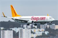 TC-CPM @ EDDR - 2014 Boeing 737-82R - by Jerzy Maciaszek