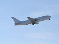 N791AX @ 3607 - Taking off