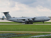 87-0036 @ EDDS - 87-0036 at Stuttgart Airport. - by Heinispotter