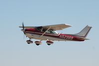 N52989 @ KOSH - Cessna 182P