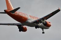G-EJAR @ LFBD - EasyJet (UNICEF Livery) U24305 landing runway 23 from Lyon (LYS) - by JC Ravon - FRENCHSKY