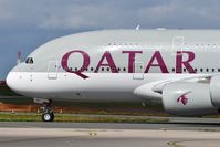 A7-APF @ LFPG - QR39 from Doha at CEDG terminal 1 - by JC Ravon - FRENCHSKY