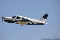 N8733E @ KOSH - Piper PA-28R-200 Arrow II  C/N 28R-7635207, N8733E - by Dariusz Jezewski www.FotoDj.com
