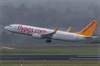 TC-AIP @ EDDR - Boeing 737-82R - by Jerzy Maciaszek