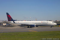 N819DN @ KOSH - Boeing 737-932ER  C/N 31930, N819DN