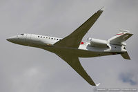 N8X @ KOSH - Falcon 8X  C/N 403, N8X