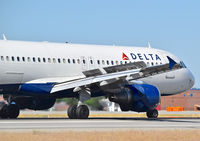 N311US @ KBOI - landing roll out on RWY 28L. - by Gerald Howard
