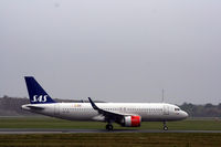 SE-ROE @ EKCH - SE-ROE taking off rw 22R - by Erik Oxtorp