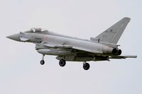 MM7292 @ LFRJ - Eurofighter EF-2000 Typhoon S, On final rwy 26, Landivisiau Naval Air Base (LFRJ) Tiger Meet 2017 - by Yves-Q