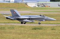 J-5020 @ LFRJ - Swiss Air Force McDonnell Douglas FA-18C Hornet, Landing rwy 26, Landivisiau Naval Air Base (LFRJ) Tiger Meet 2017 - by Yves-Q