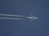 PT-MUC - overflying Bordeaux airport, LATAM Brazil JJ8070 /TAM8070 SAO PAULO to FRANKFURT level 360 - by JC Ravon - FRENCHSKY