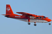 N4438 @ KBOI - Landing RWY 10L.