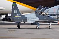 66-4320 @ KBOI - Taxiing to RWY 10R.  80th Fighter Wing, Fighting Bulls, Sheppard AFB, TX.