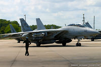 162610 @ KNTU - F-14A Tomcat 162610 AB-102 from VF-211 'Checkmates' NAS Oceana, VA