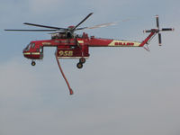 N7095B @ O69 - Siller Helicopters (Yuba City, CA) 1964 Sikorsky CH-54A leaving Petaluma Municipal Airport, CA temporary home base to make water drops on the devastating October 2017 Northern California wildfires