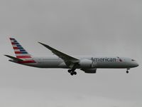 N828AA @ NZAA - landing at AKL - by magnaman