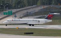 N922AT @ KDTW - Boeing 717-200 - by Mark Pasqualino
