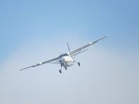 N958FE @ 3607 - Landing - by Canonman