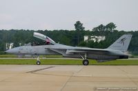 163225 @ KNTU - F-14B Tomcat 163225 AD-106 from VF-101 'Grim Rippers' NAS Oceana, VA