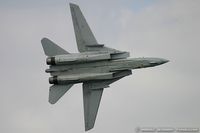 163225 @ KNTU - F-14B Tomcat 163225 AD-106 from VF-101 'Grim Rippers' NAS Oceana, VA