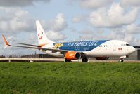 C-FTOH @ EHAM - TUI Airlines Netherlands Boeing 737