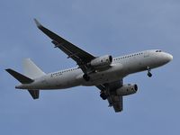 EC-MQE @ LFBD - Vueling VY2915 from Barcelona (BCN) landing runway 23 - by JC Ravon - FRENCHSKY