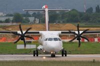F-HOPY @ LFPO - ATR 72-600, Lining up rwy 08, Paris-Orly airport (LFPO-ORY) - by Yves-Q