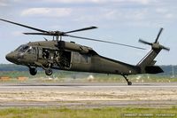 86-24490 @ KOQU - UH-60A Blackhawk 86-24490 from 2-4th Avn Quonset Point, RI