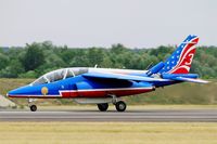 E119 @ LFSI - Dassault-Dornier Alpha Jet E (F-UGFE), Athos 03 of Patrouille de France 2017, Landing rwy 29, St Dizier-Robinson Air Base 113 (LFSI) Open day 2017 - by Yves-Q