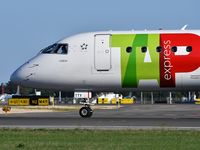 CS-TTY @ LPPT - TAP Express 498 to Toulouse (TLS) departure runway 03 - by JC Ravon - FRENCHSKY