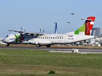 CS-DJE @ LPPT - Bragança TAP Air Portugal 1122 departure to Alicante (ALC) - by JC Ravon - FRENCHSKY