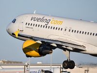 EC-LZZ @ LPPT - Vueling VY7982 from Zurich (ZRH) - by JC Ravon - FRENCHSKY
