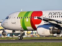 CS-TJE @ LPPT - Pero Vaz de Caminha TAP438 departure to Paris (ORY) - by JC Ravon - FRENCHSKY