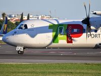 CS-DJH @ LPPT - TAP Express 1112 departure to Asturias (OVD) - by JC Ravon - FRENCHSKY