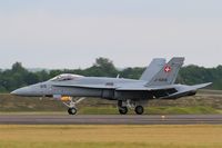 J-5015 @ LFSI - Swiss Air Force McDonnell Douglas FA-18C Hornet, Landing rwy 29, St Dizier-Robinson Air Base 113 (LFSI) Open day 2017 - by Yves-Q