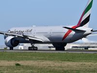 A6-ECM @ LPPT - EK192 take off to Dubai - by JC Ravon - FRENCHSKY