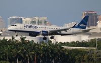 N206JB @ FLL - Jet Blue