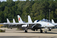 162920 @ KNTU - F-14B Tomcat 162920 AD-101 from VF-101 Grim Rippers  NAS Oceana, VA