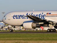 CS-TKR @ LPPT - EuroAtlantic Airways - by JC Ravon - FRENCHSKY
