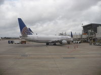 N11206 @ IAH - Boeing 737-800 - by Christian Maurer