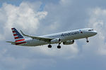 N162AA @ DFW - Arriving at DFW Airport