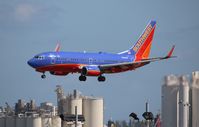N286WN @ FLL - Southwest - by Florida Metal