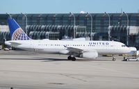 N438UA @ KORD - Airbus A320